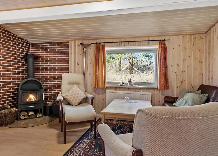 Ferienhaus 2 Bedroom Gorgeous In *